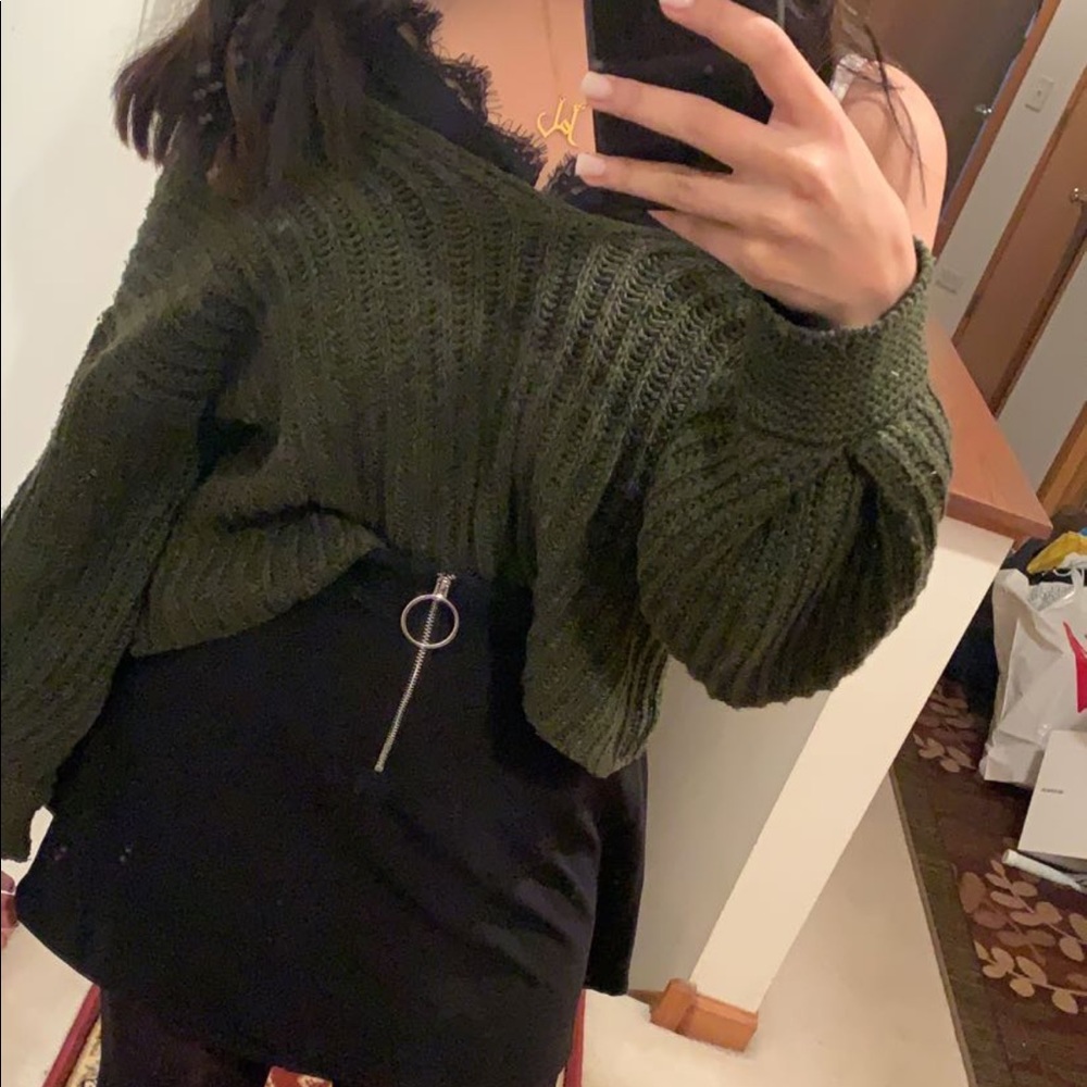 Balloon sleeve sweater